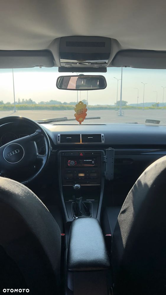 Audi A4 - 9