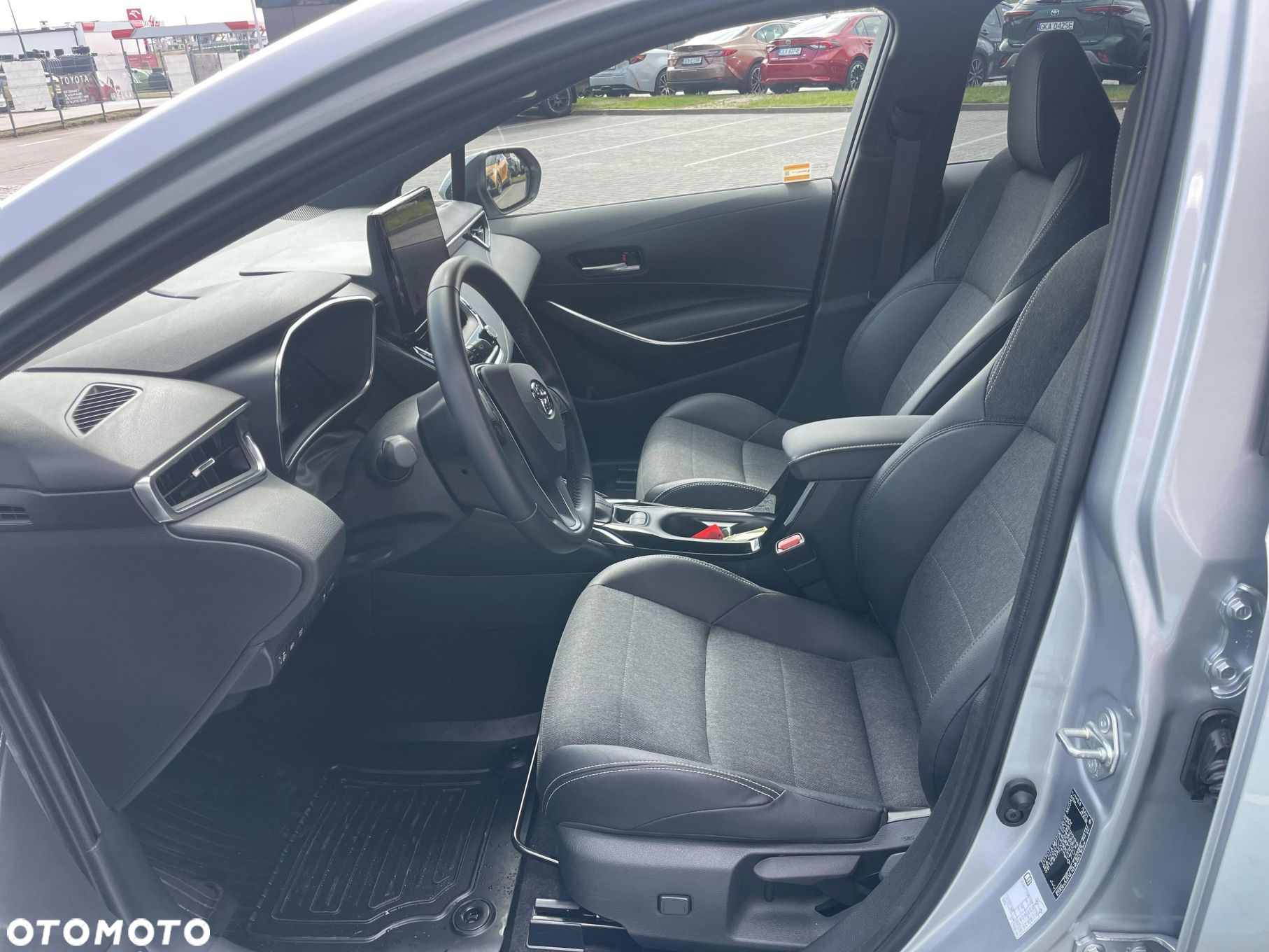 Toyota Corolla - 12