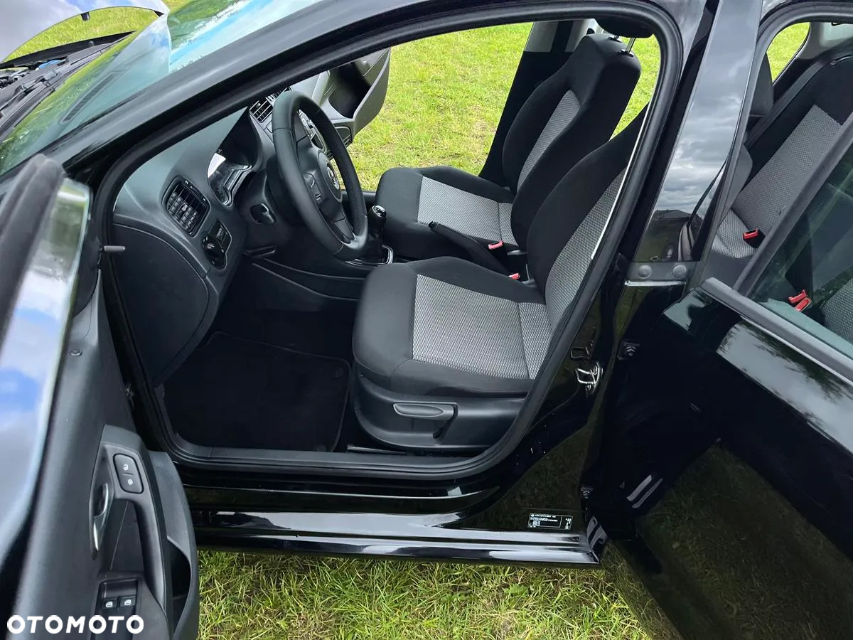 Volkswagen Polo - 5