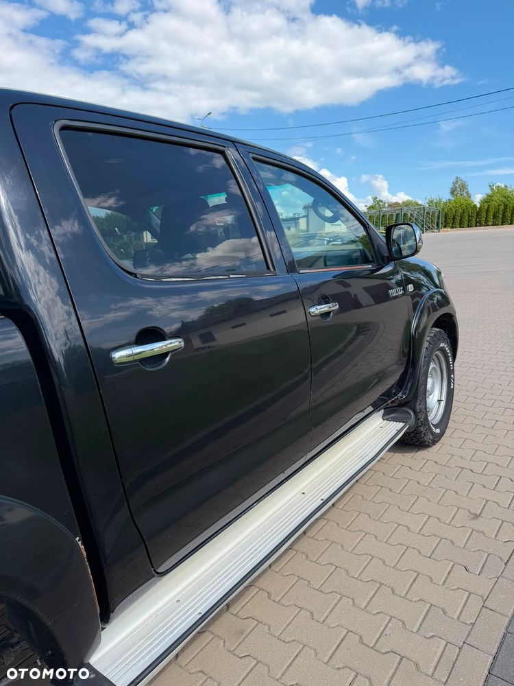 Toyota Hilux - 13