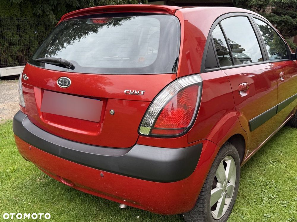 Kia Rio - 3