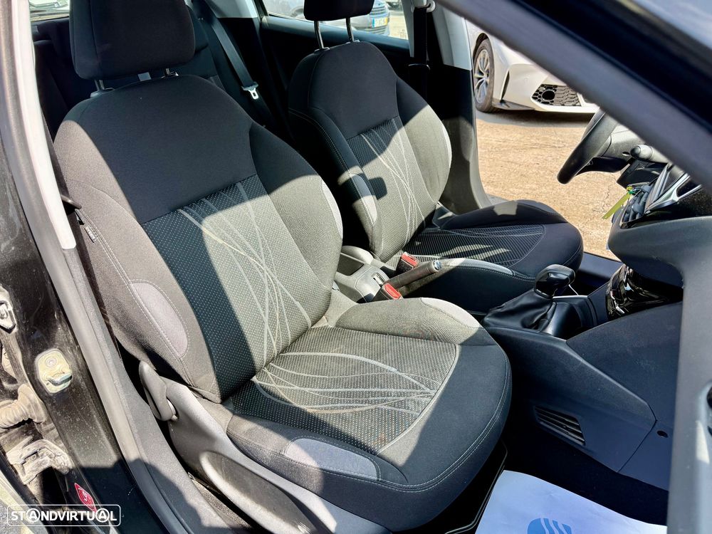 Peugeot 208 1.2 PureTech Style - 11