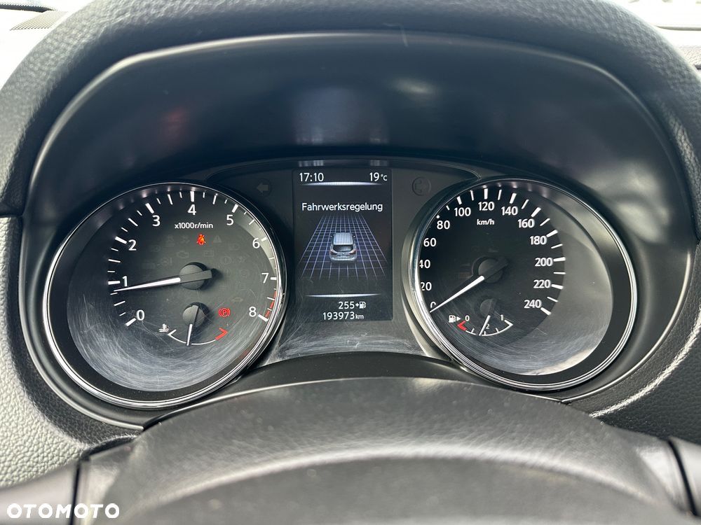 Nissan Qashqai 1.2 DIG-T N-Connecta - 11