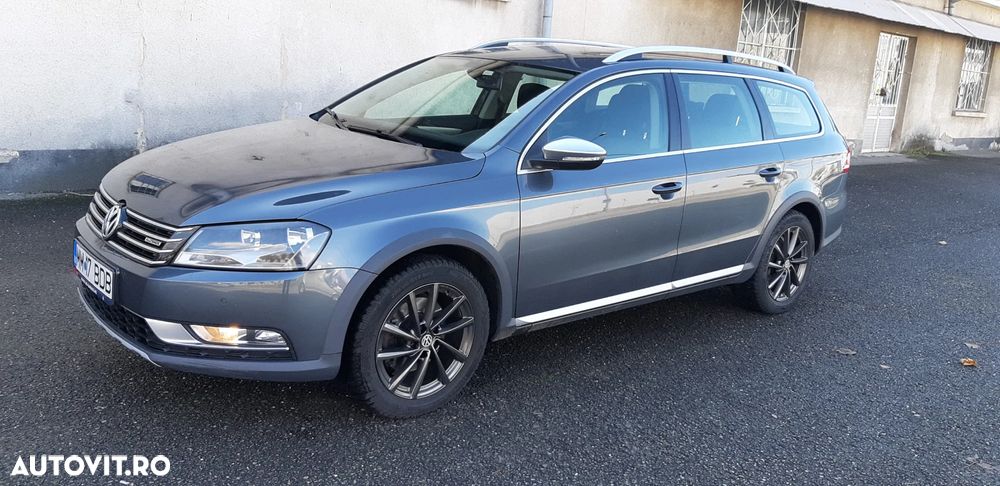 Volkswagen Passat Alltrack 2.0 TDI 4Motion DSG BlueMotion Tec - 2