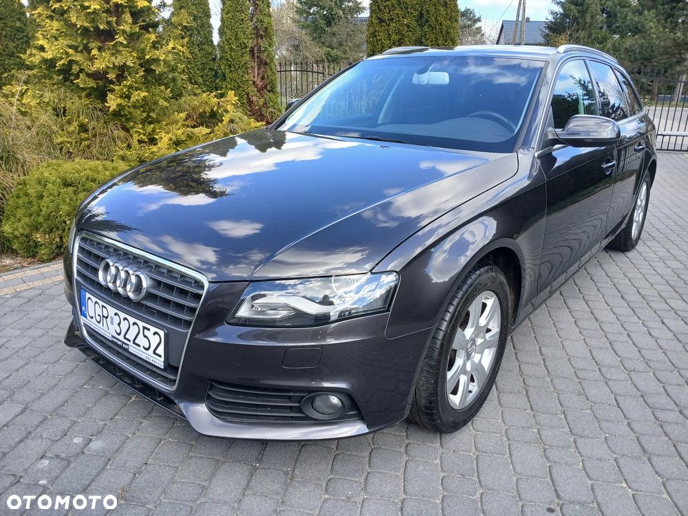Audi A4 Avant - 4