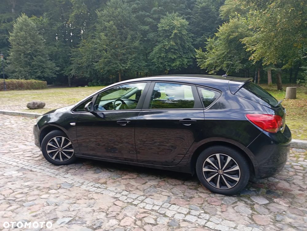 Opel Astra 1.4 ecoFLEX - 2