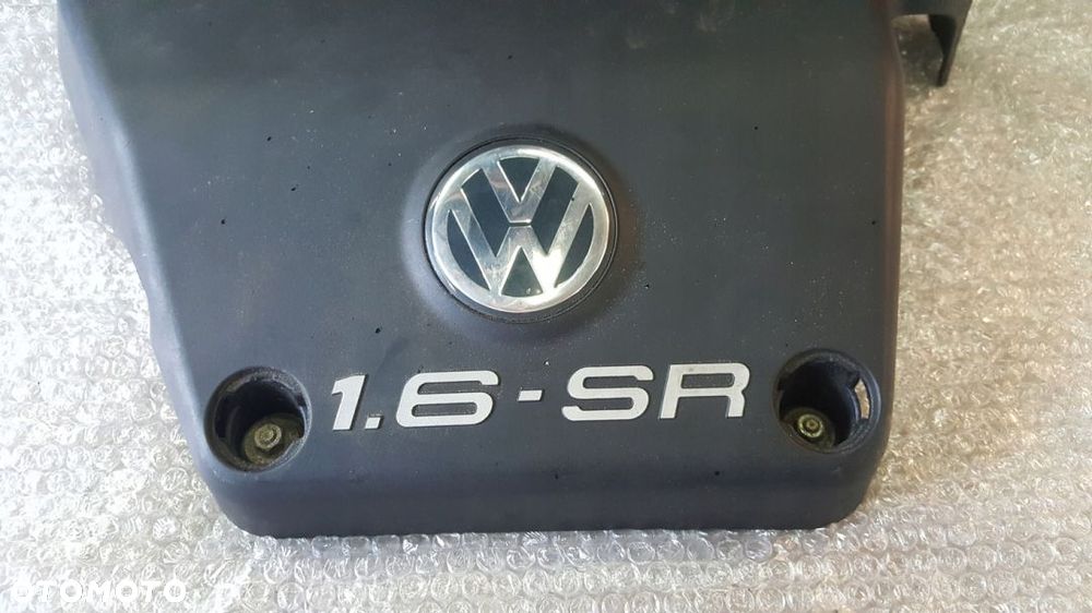 OSŁONA SILNIKA VW GOLF IV 1.6 SR 06A103925P - 2