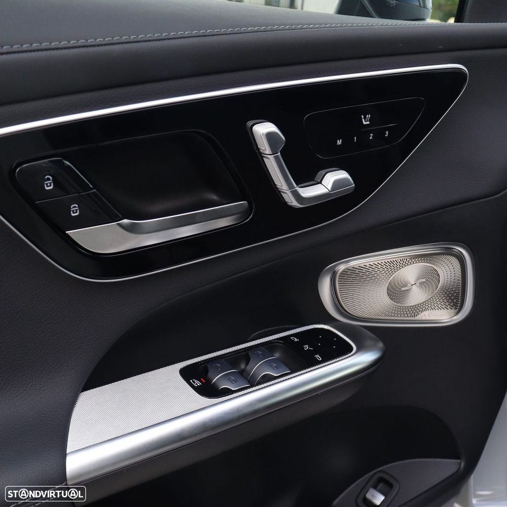 Mercedes-Benz GLC 300 de Coupe 4Matic - 17