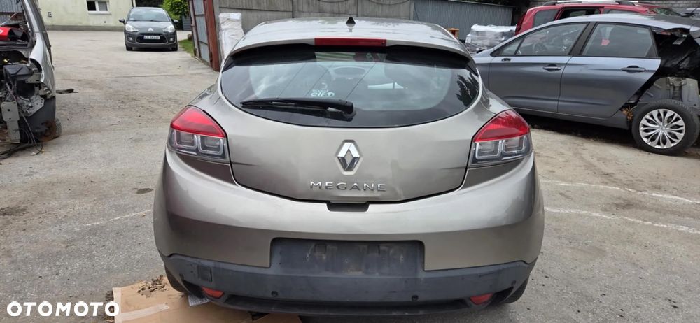 RENAULT MEGANE III COUPE belka wzmocnienie zderzaka tył - 1