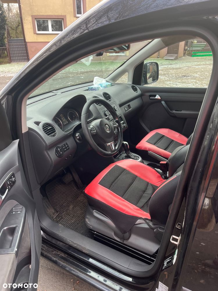 Volkswagen Caddy Maxi Comfortline DSG - 11