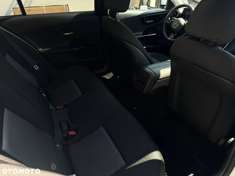 Mercedes-Benz Klasa C 200 d 9G-TRONIC - 19