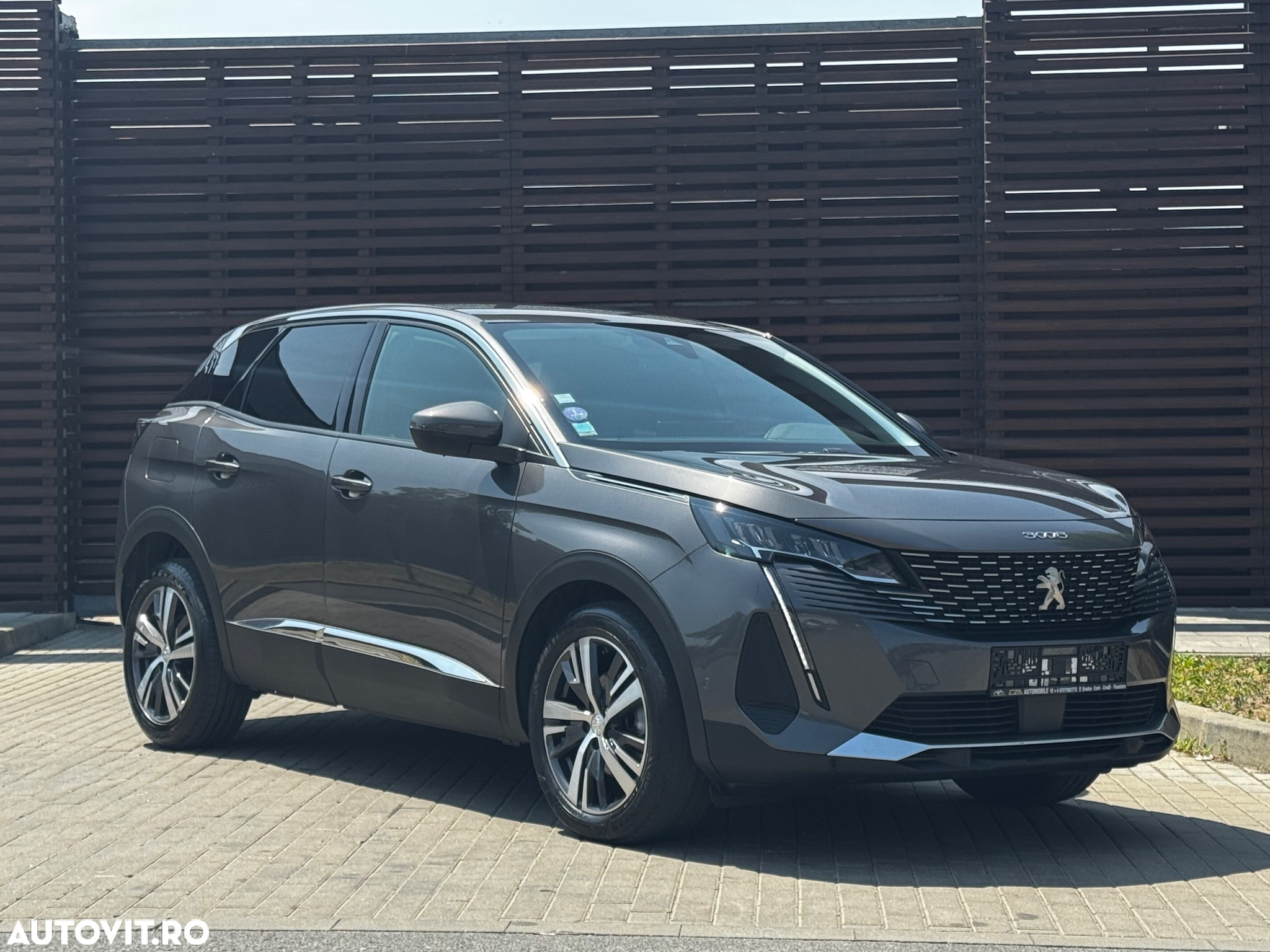 Peugeot 3008 PureTech 130 Stop & Start GPF EAT8 Allure - 6