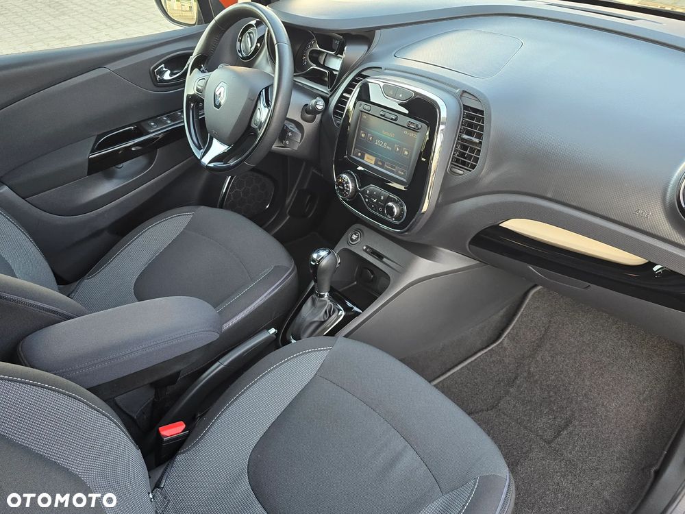 Renault Captur - 16