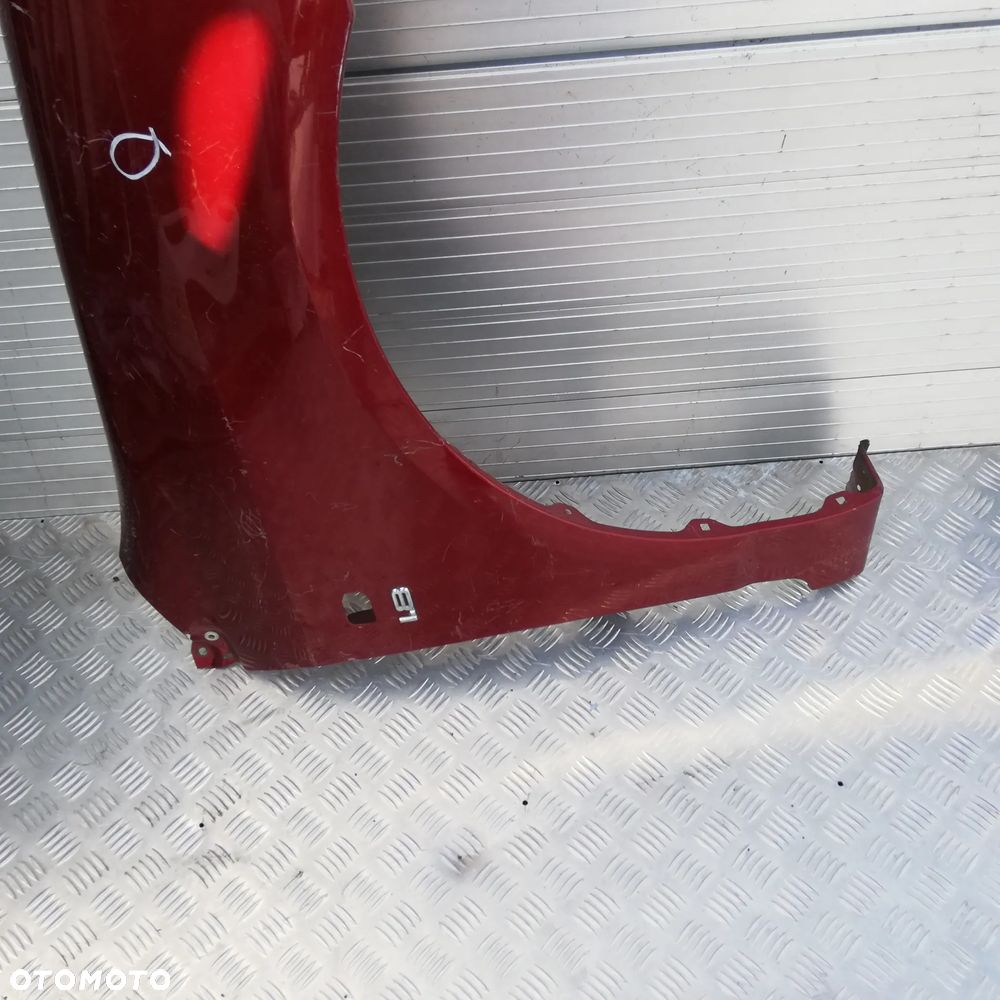 E802/E947/H298 PRAWY BŁOTNIK TOYOTA COROLLA E12 2002-07 SD KOMBI - 7