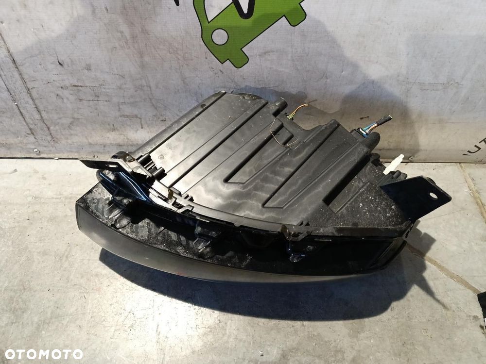 DACIA DUSTER III LAMPA PRAWA PRZÓD 260107725R - 6