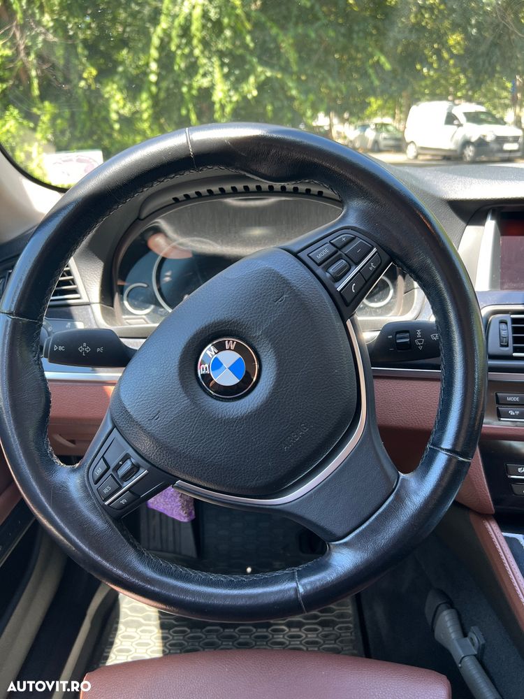 BMW Seria 5 518d Aut. - 17