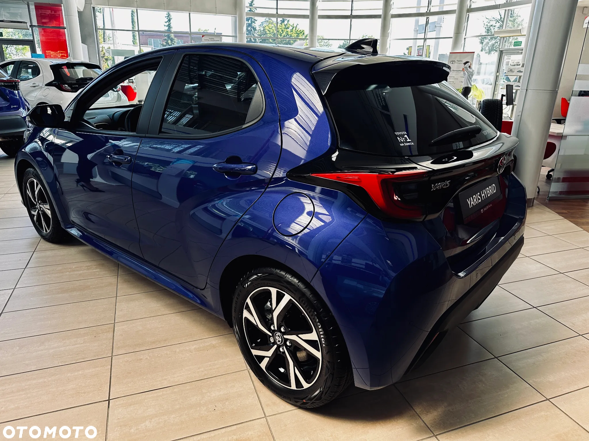 Toyota Yaris Hybrid 1.5 Style - 7