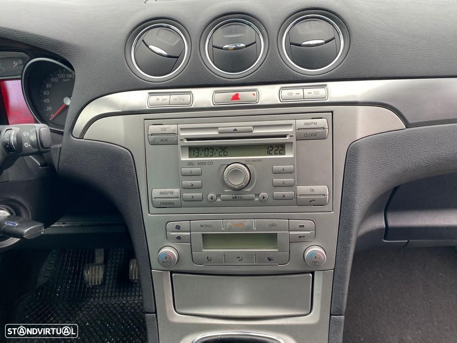 Ford S-Max 1.8 TDCi Titanium 7L - 6