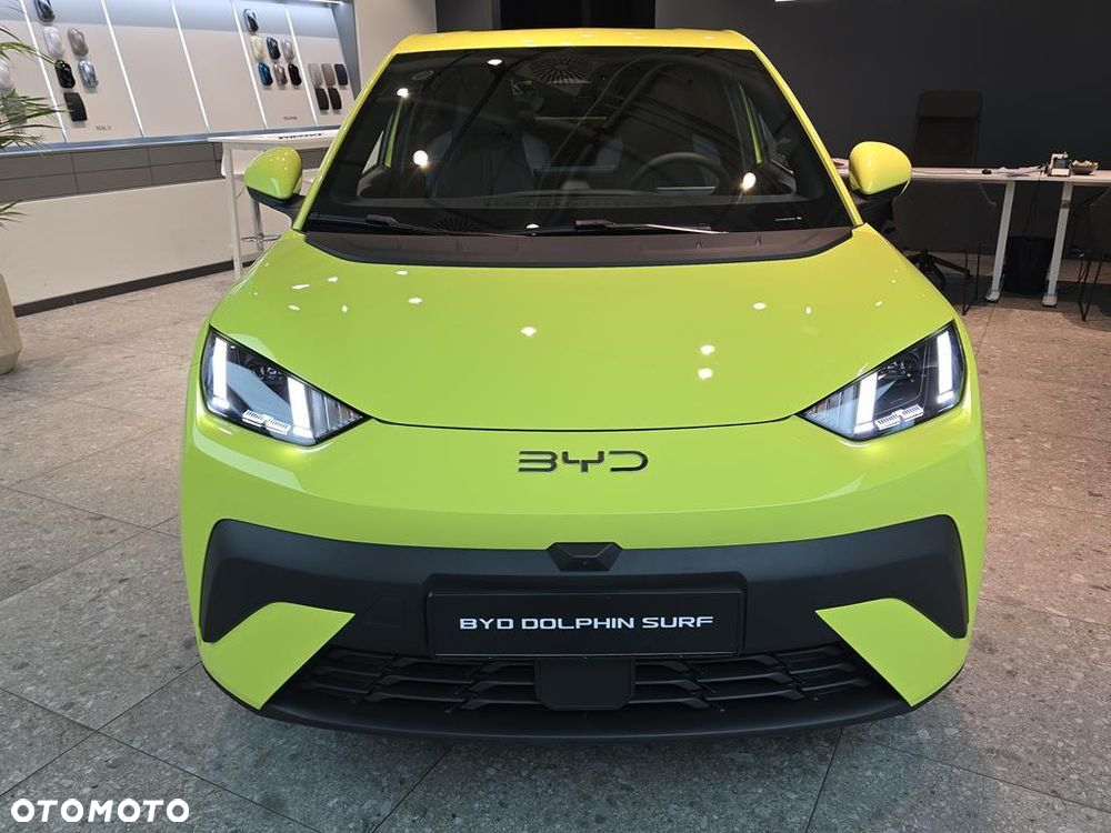 BYD Dolphin - 2