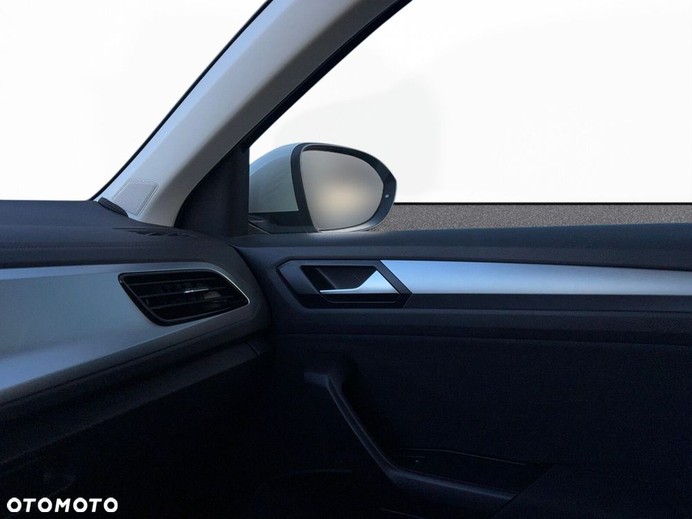 Volkswagen T-Roc - 27