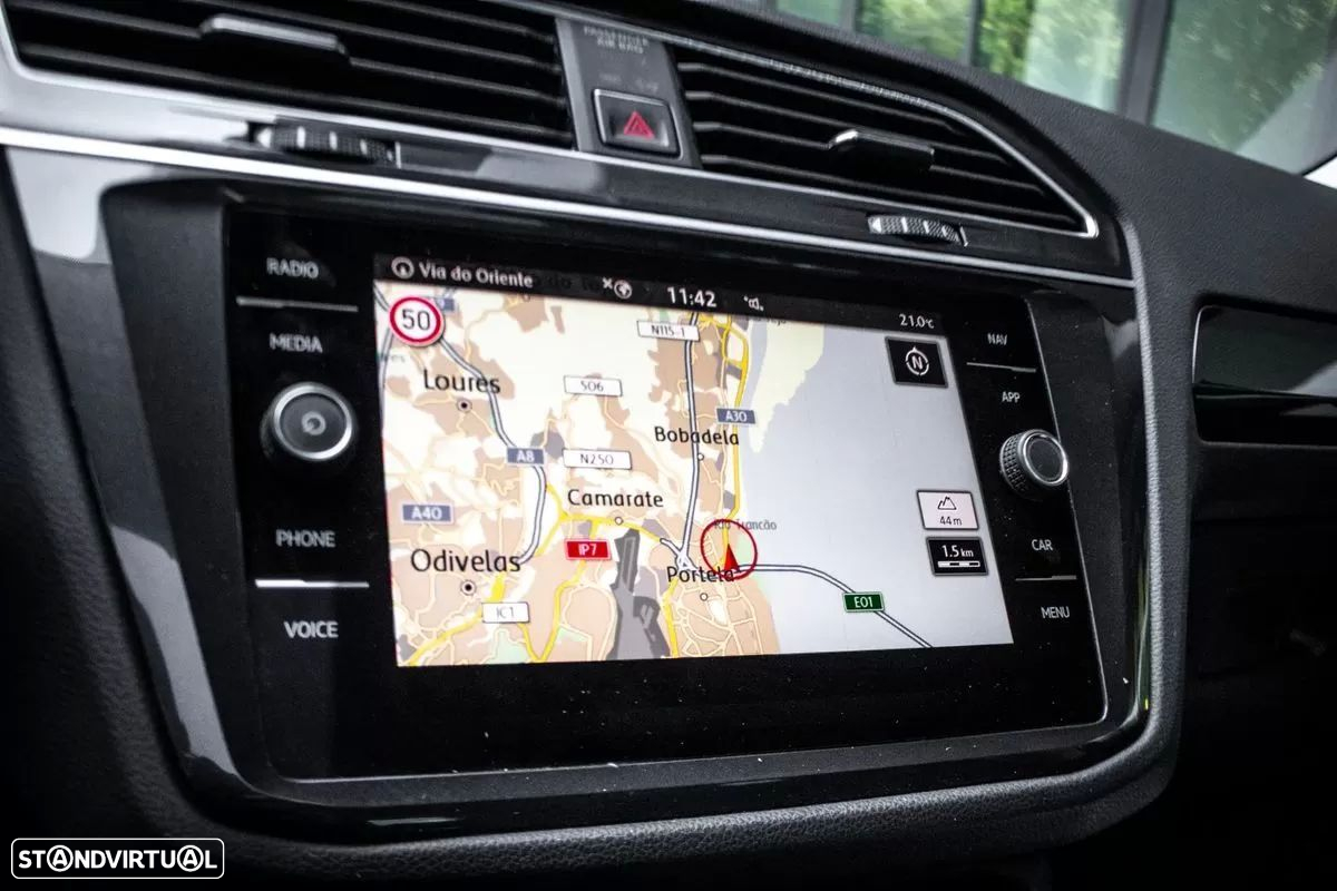 VW Tiguan 2.0 TDI Highline DSG - 48