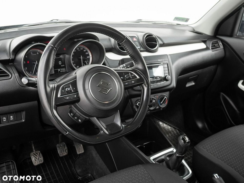 Suzuki Swift - 7