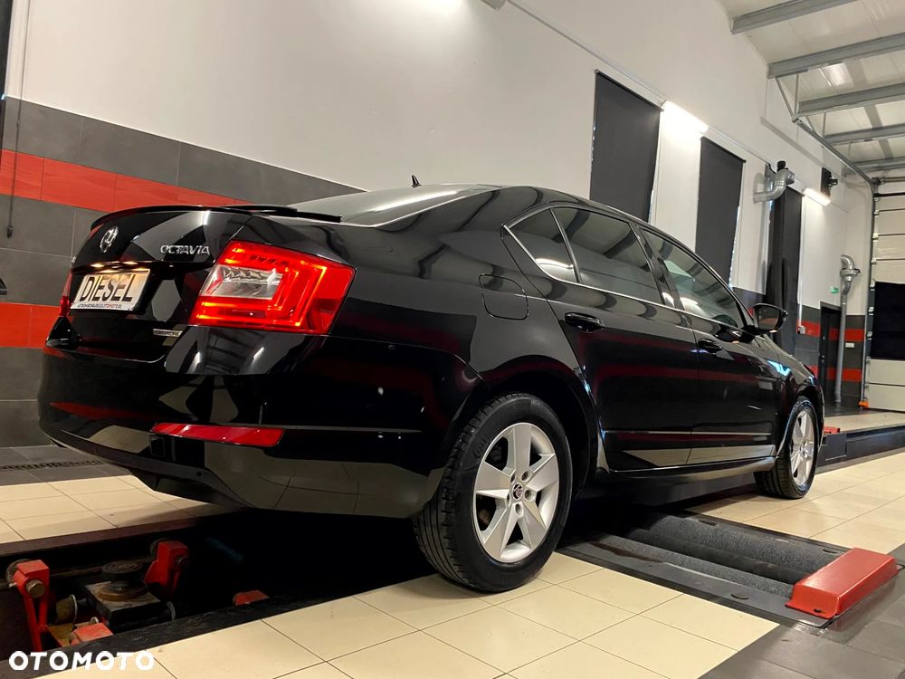 Skoda Octavia 1.6 TDI Greenline - 11