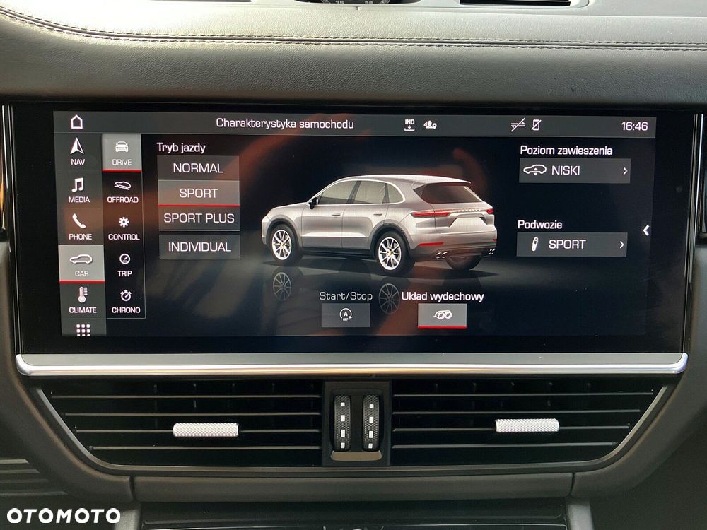 Porsche Cayenne - 29