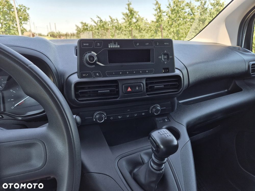 Citroën BERLINGO XL - 17