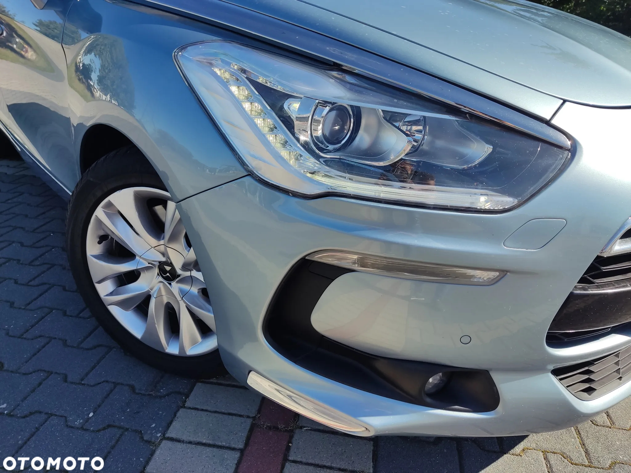 Citroën DS5 HDi 165 Business - 13