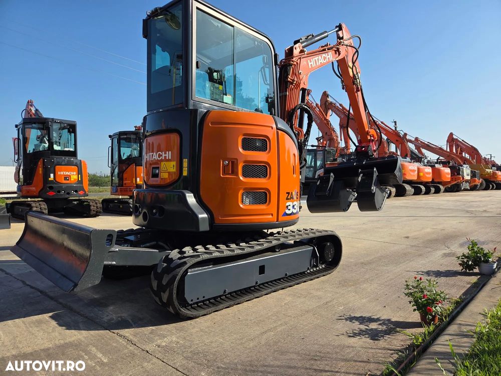Hitachi 3,7tone, 2023, 737h, FULL OPTION, Cupla rapida HIDRAULICA, 2 cupe excavare NOI, cupa TALUZ INCLINABILA NOUA, senile cauciuc NOI, latime 1,5m, adancime sapare 4m, inst picon pe brate, ridica 2t, Aer cond, posibil leaasing 4 ani-PROMOTIE 38.900 eur+Tva - 1