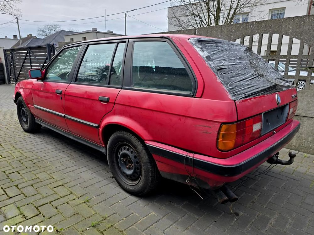 BMW Seria 3 325i - 1