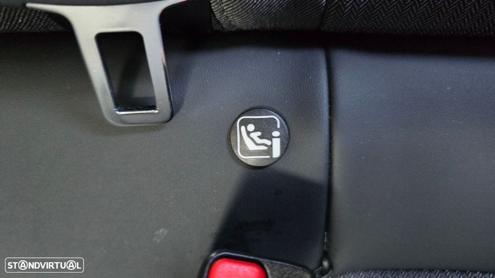 Peugeot e-208 Allure Pack - 50