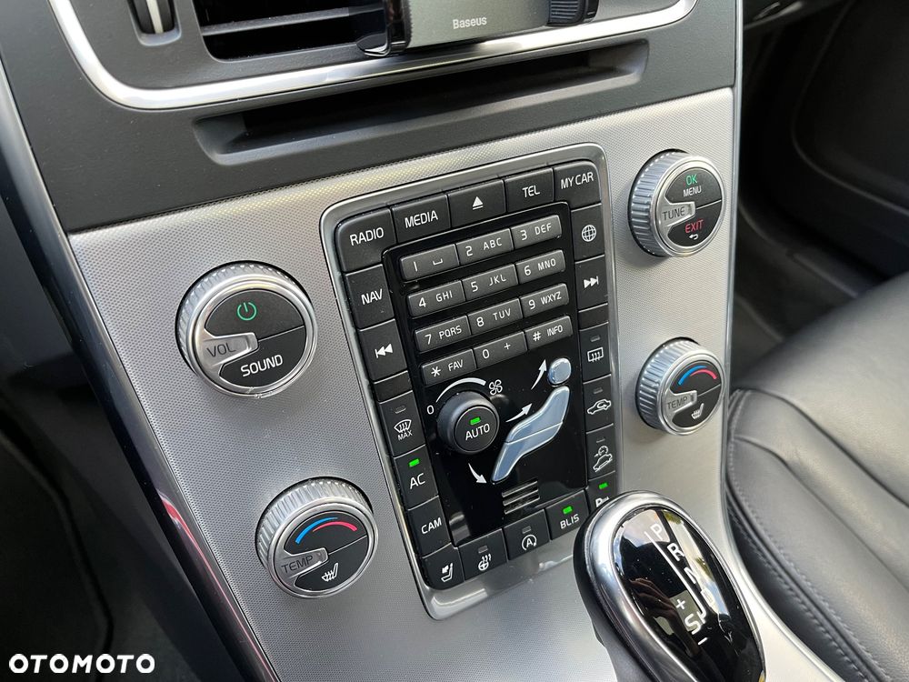 Volvo V60 T5 Drive-E Momentum - 6