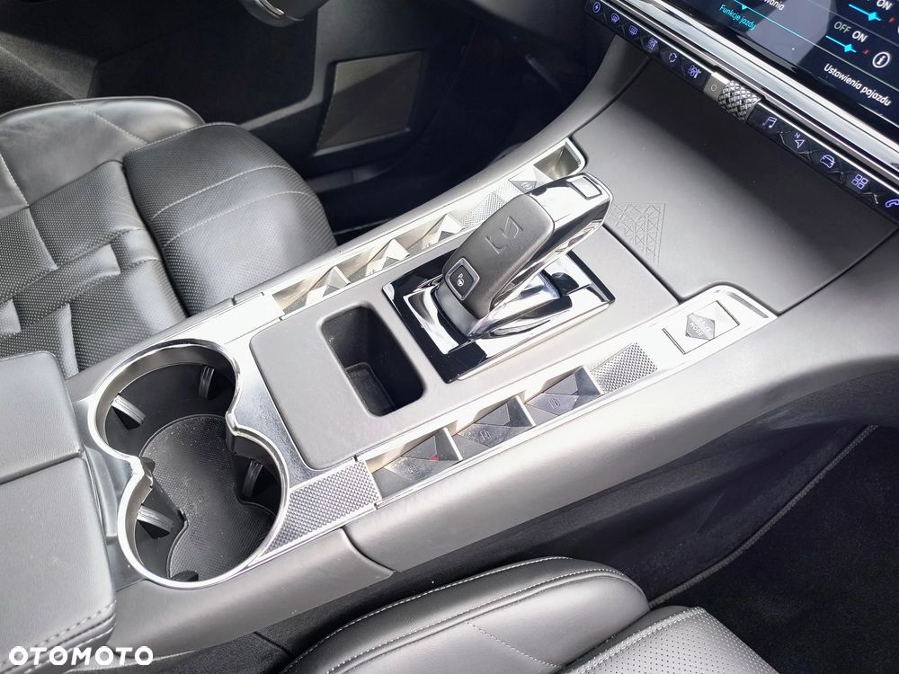 DS Automobiles DS 7 Crossback 1.6 E-Tense 4x4 Louvre - 18