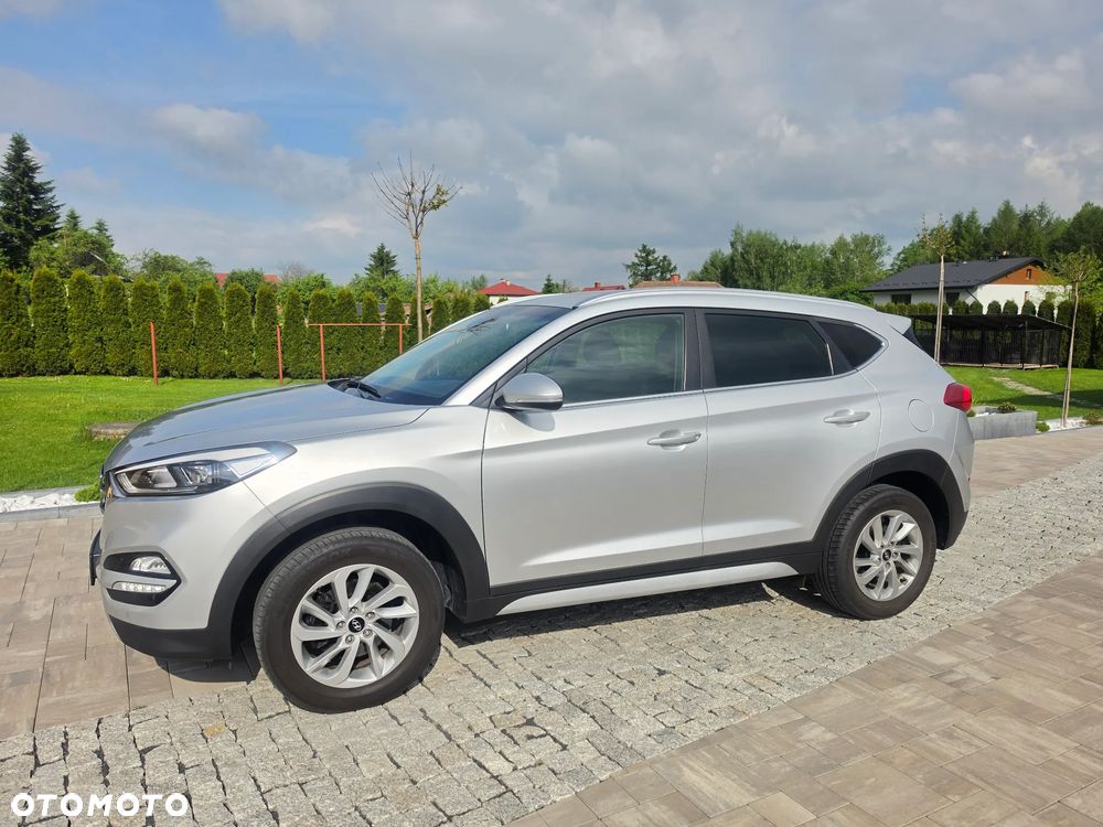Hyundai Tucson blue 1.6 GDi 2WD Intro Edition - 13