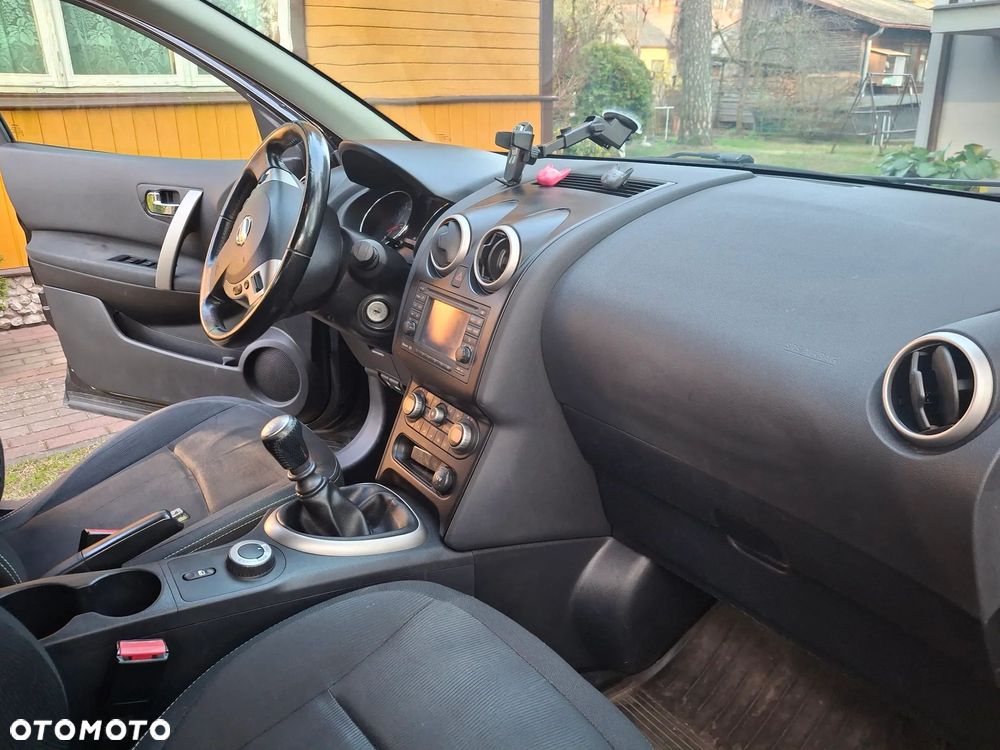 Nissan Qashqai - 11