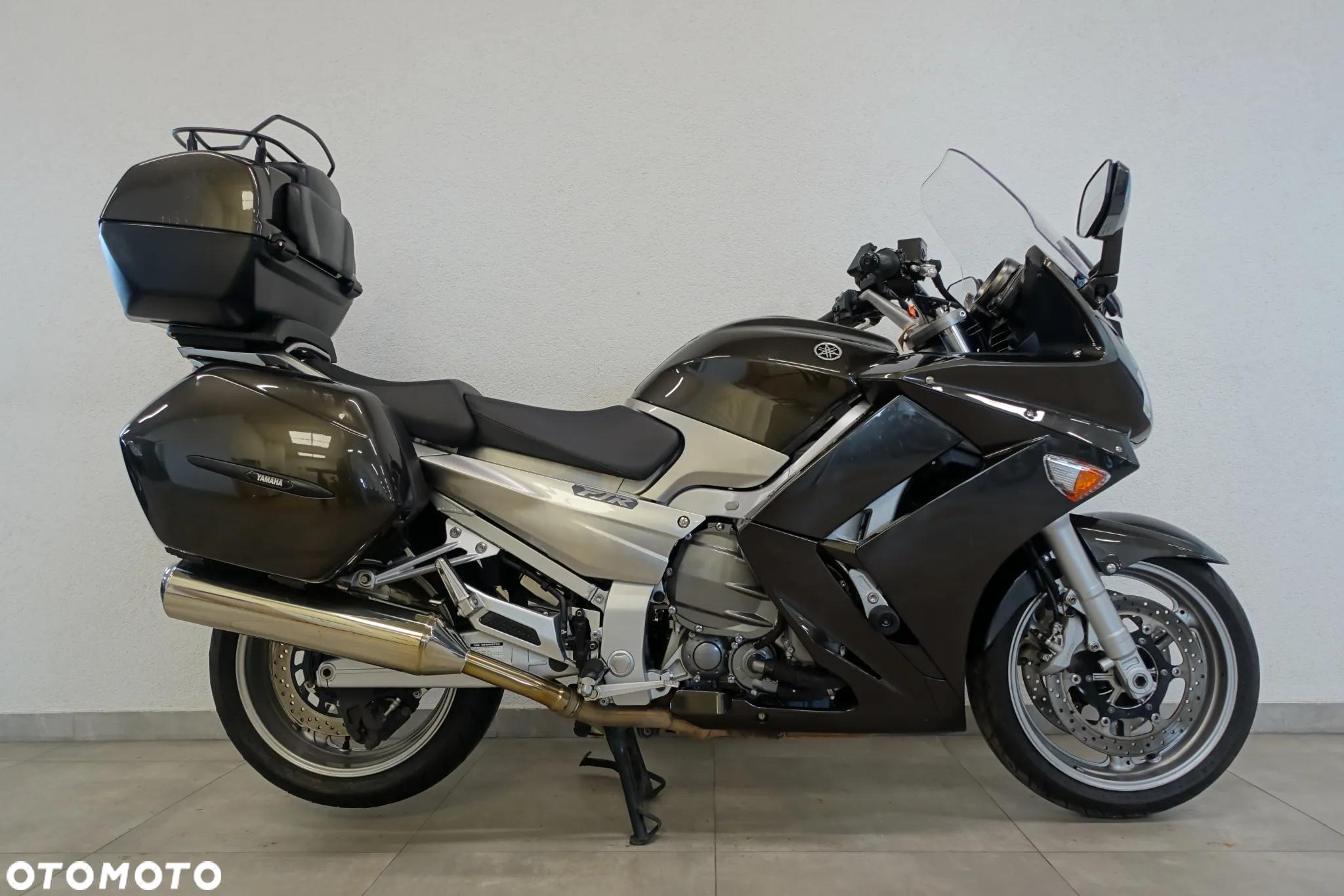 Yamaha FJR - 2