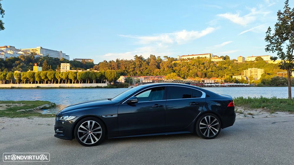 Jaguar XE 2.0 D R-Sport Aut. - 3