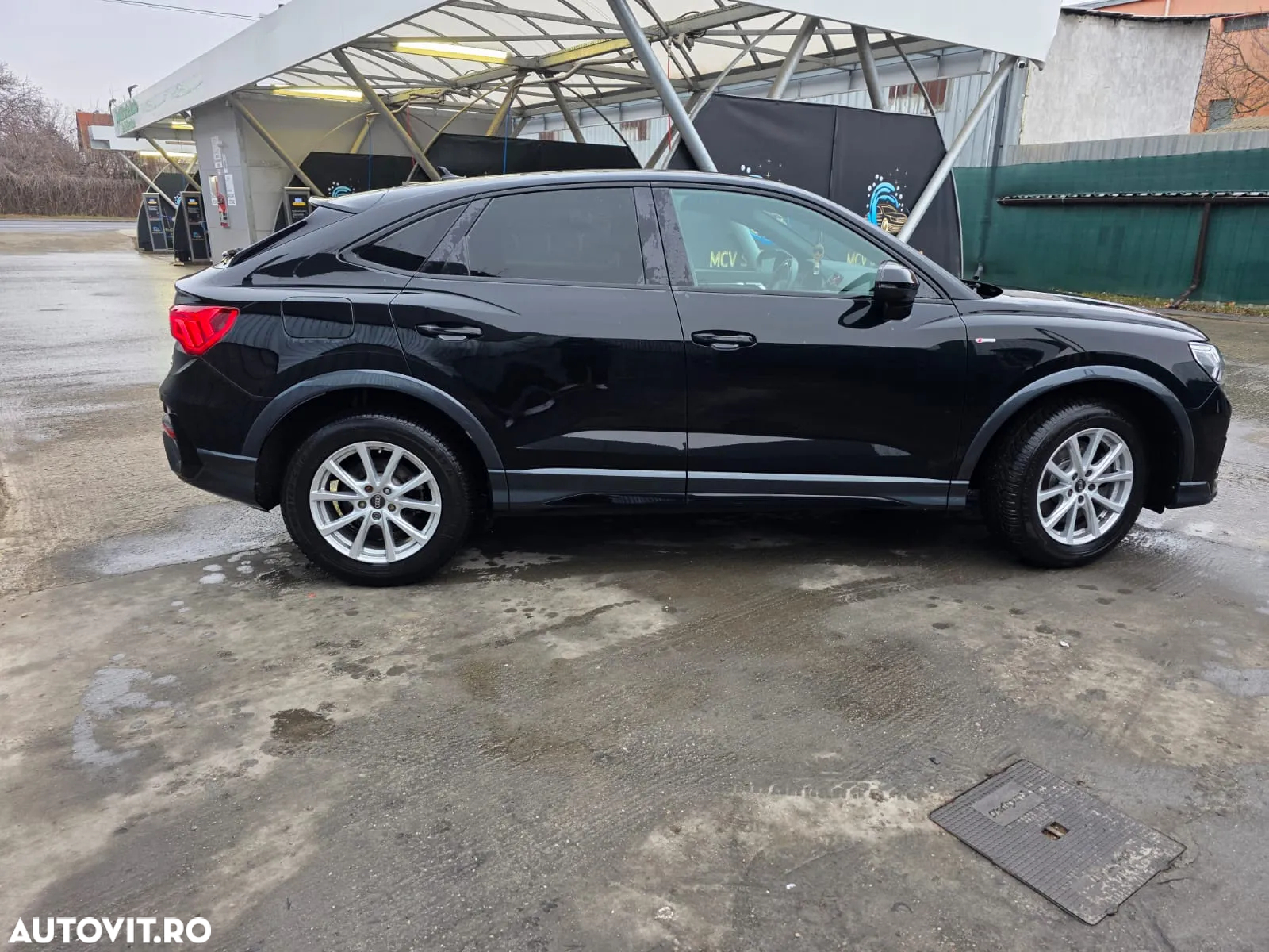 Audi Q3 2.0 40 TDI S tronic quattro S Line - 3