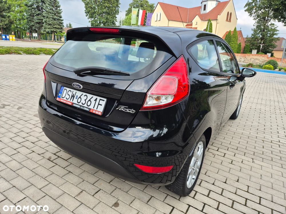 Ford Fiesta 1.25 Champions Edition - 8