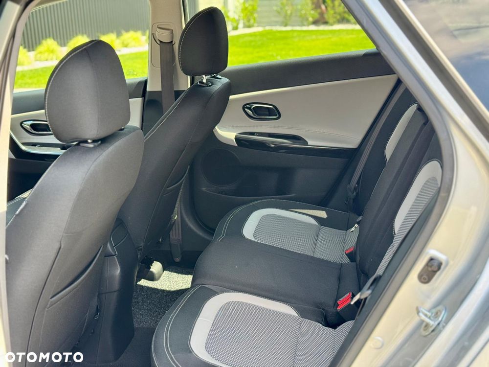 Kia Ceed 1.6 GDI DCT Platinum Edition - 32