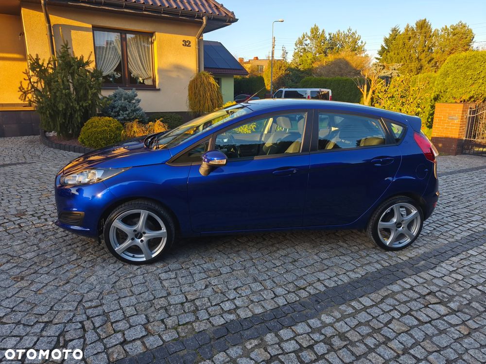 Ford Fiesta 1.25 Celebration - 11