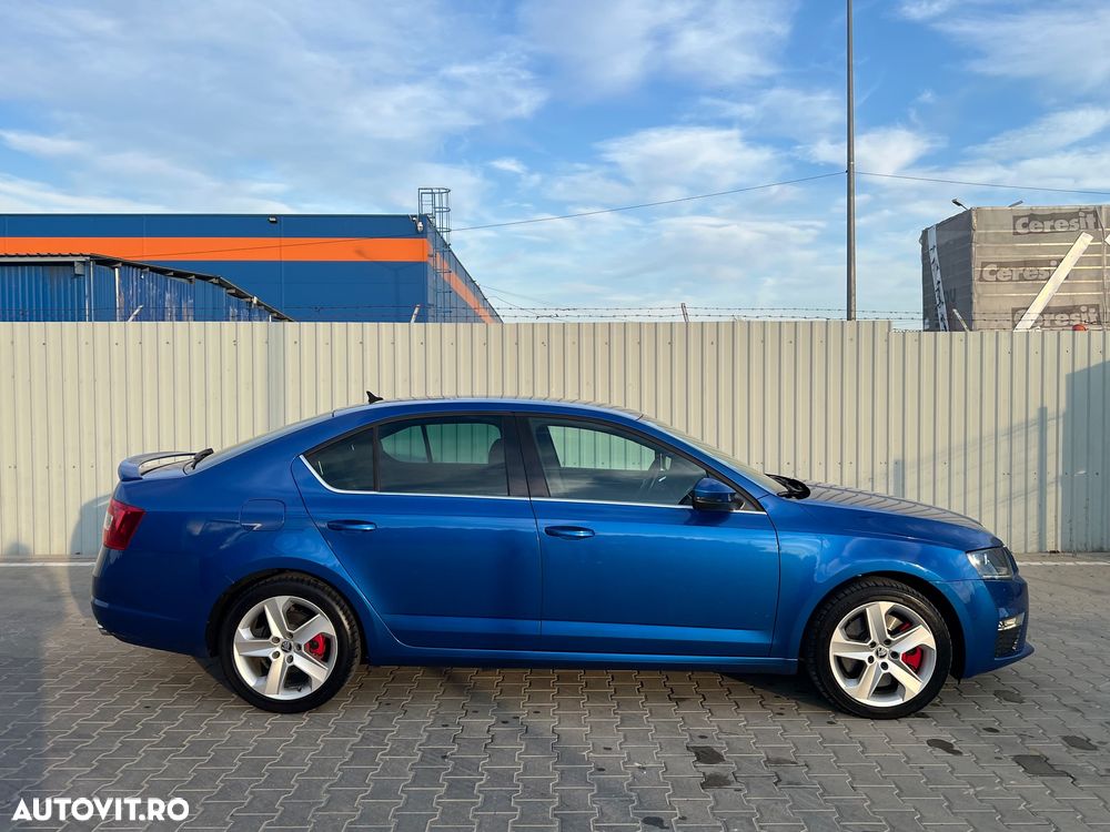 Skoda Octavia 2.0 TDI RS - 6