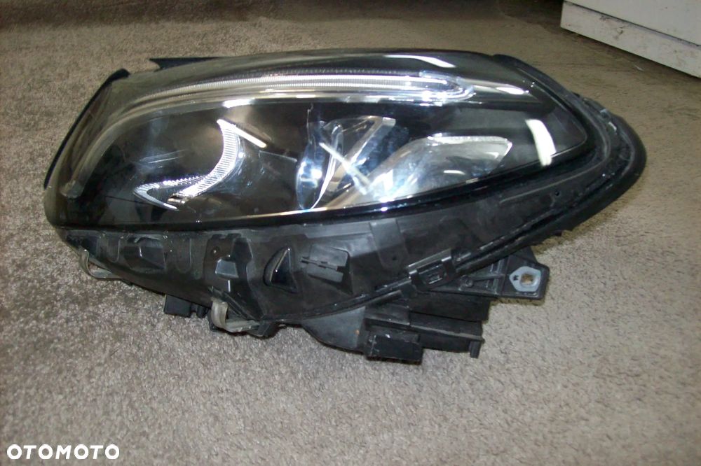 LAMPA PRZEDNIA LEWA LED EUROPA MERCEDES B KLASA LIFTW246 - 4