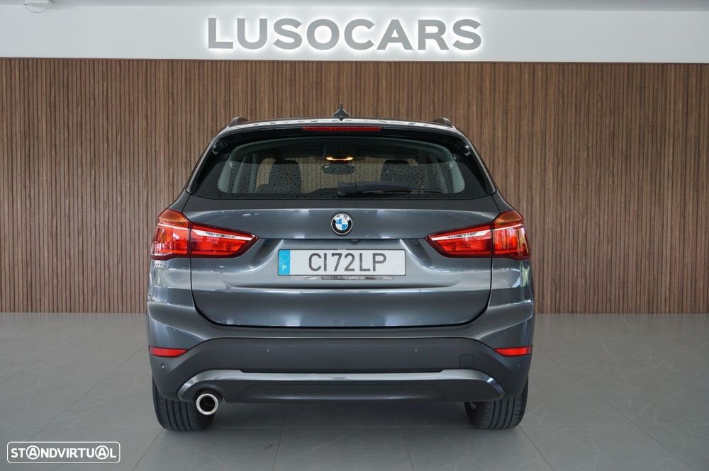 BMW X1 18 i sDrive Line Sport - 4