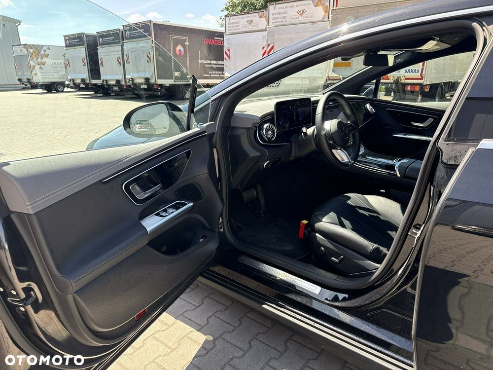 Mercedes-Benz EQE 350+ 90.5kWh - 10