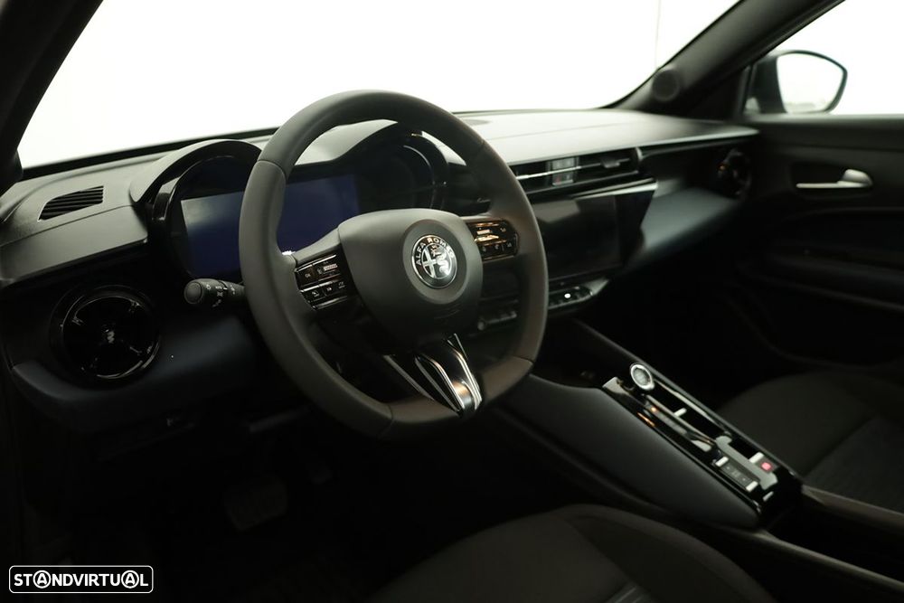 Alfa Romeo Junior Elletrica 50 kWh - 8