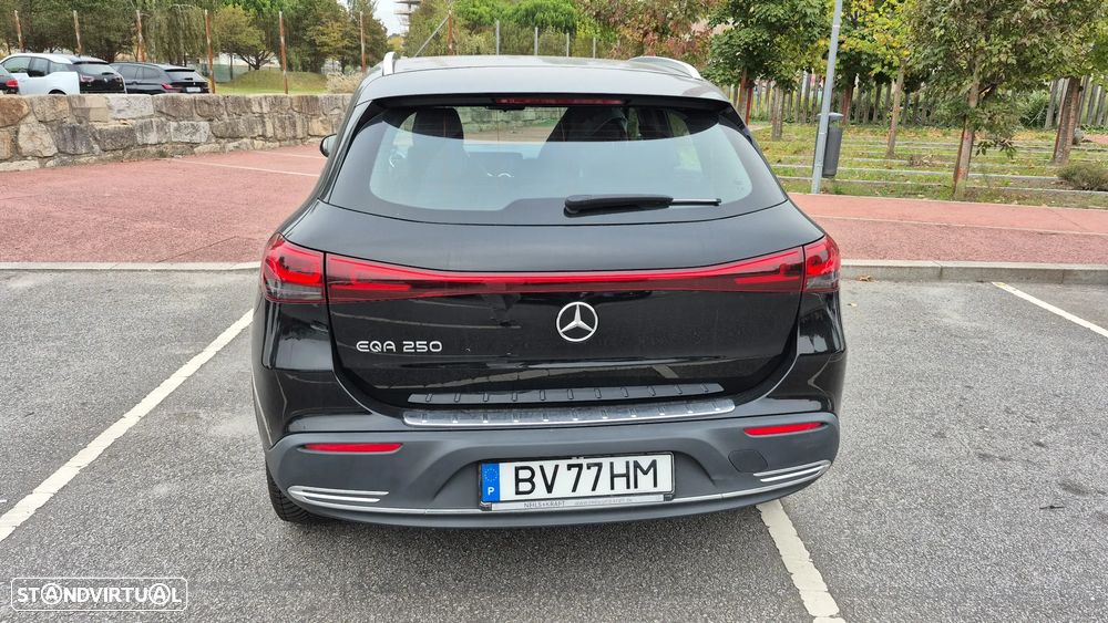 Mercedes-Benz Eqa 2022 photo 2