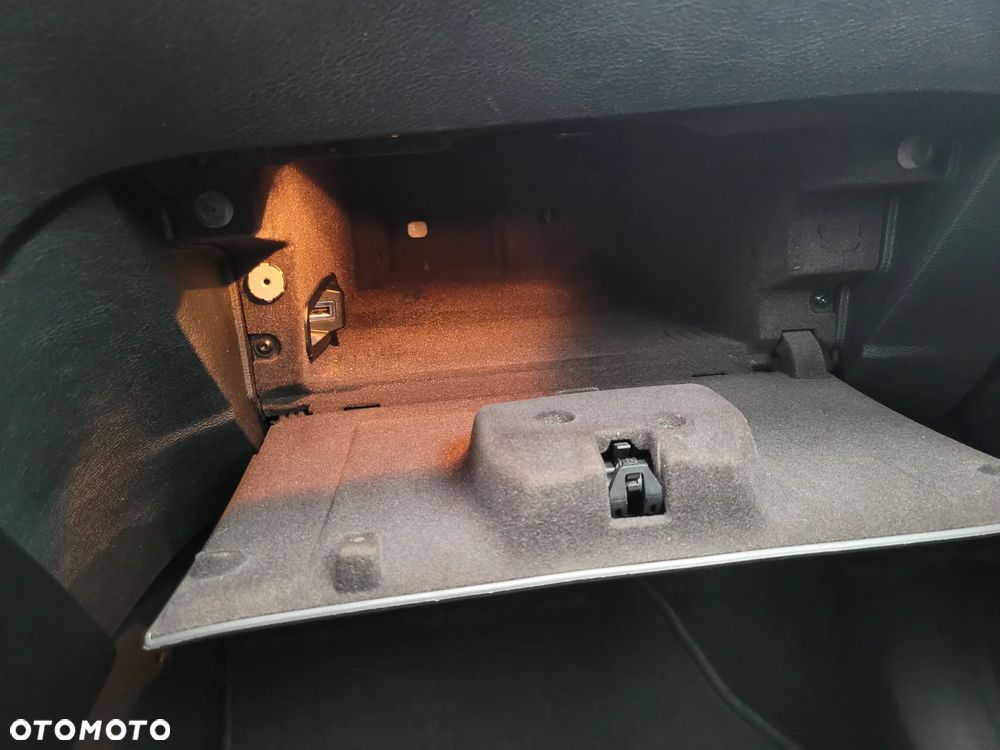 Ford Mondeo 2.0 TDCi Trend - 20